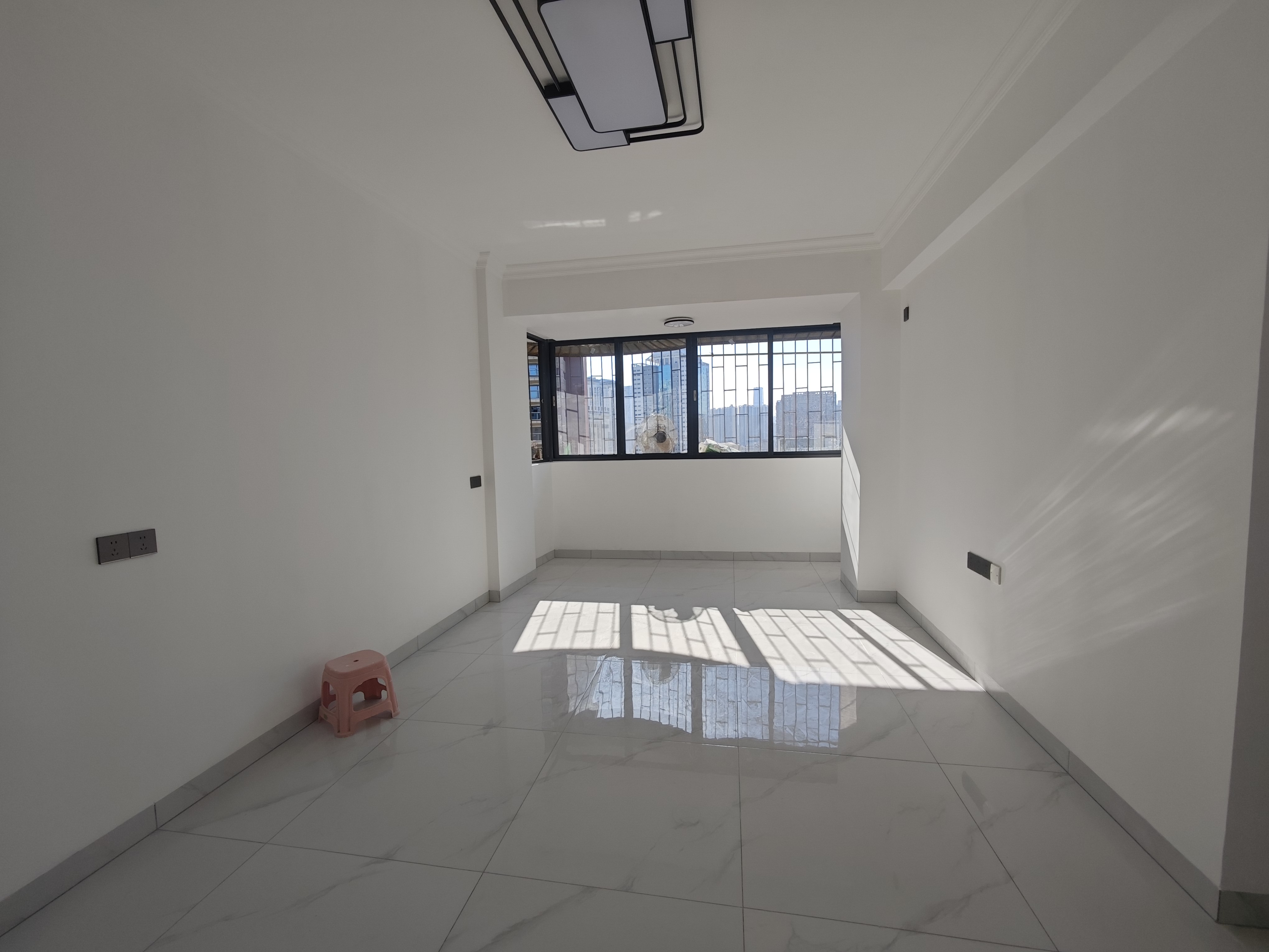 新光大厦东北三房-深圳新光大厦租房