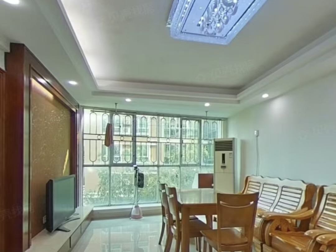 辛诚花园 3房2厅1卫 70㎡