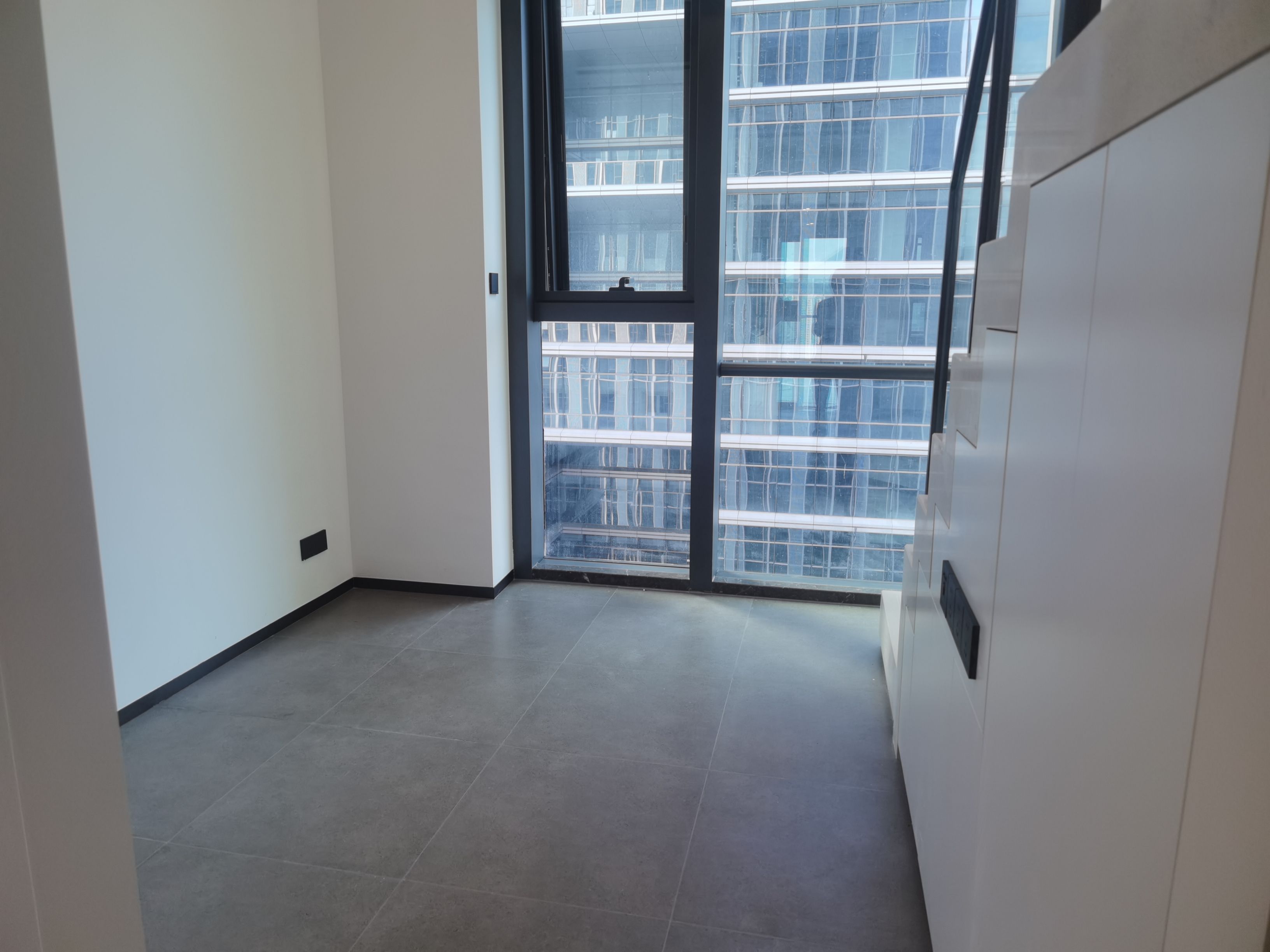 信荣汇大厦 1房1厅1卫 33㎡