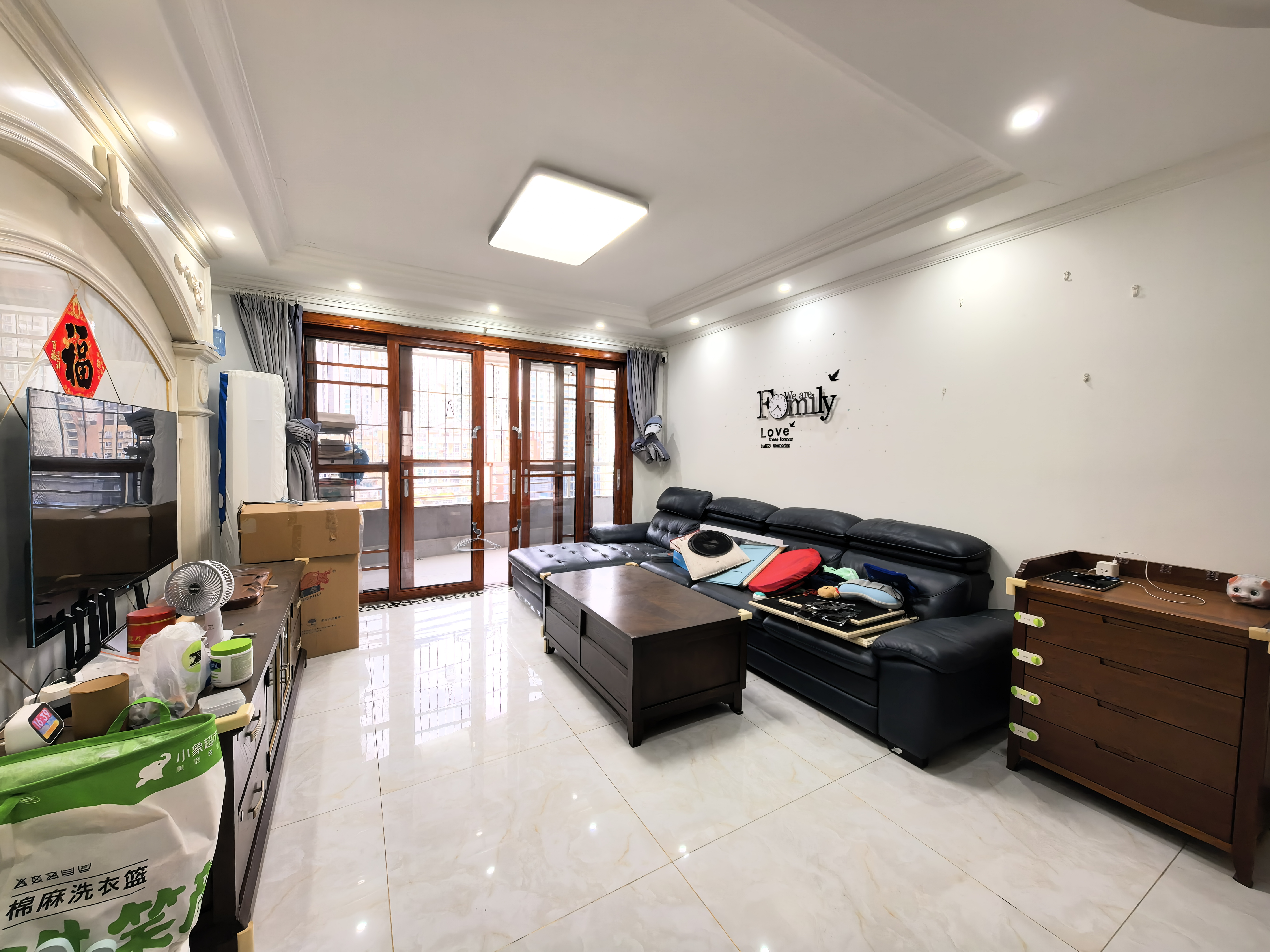 有固定车位，看房我有密码，业主专人对接我，价格可以沟通