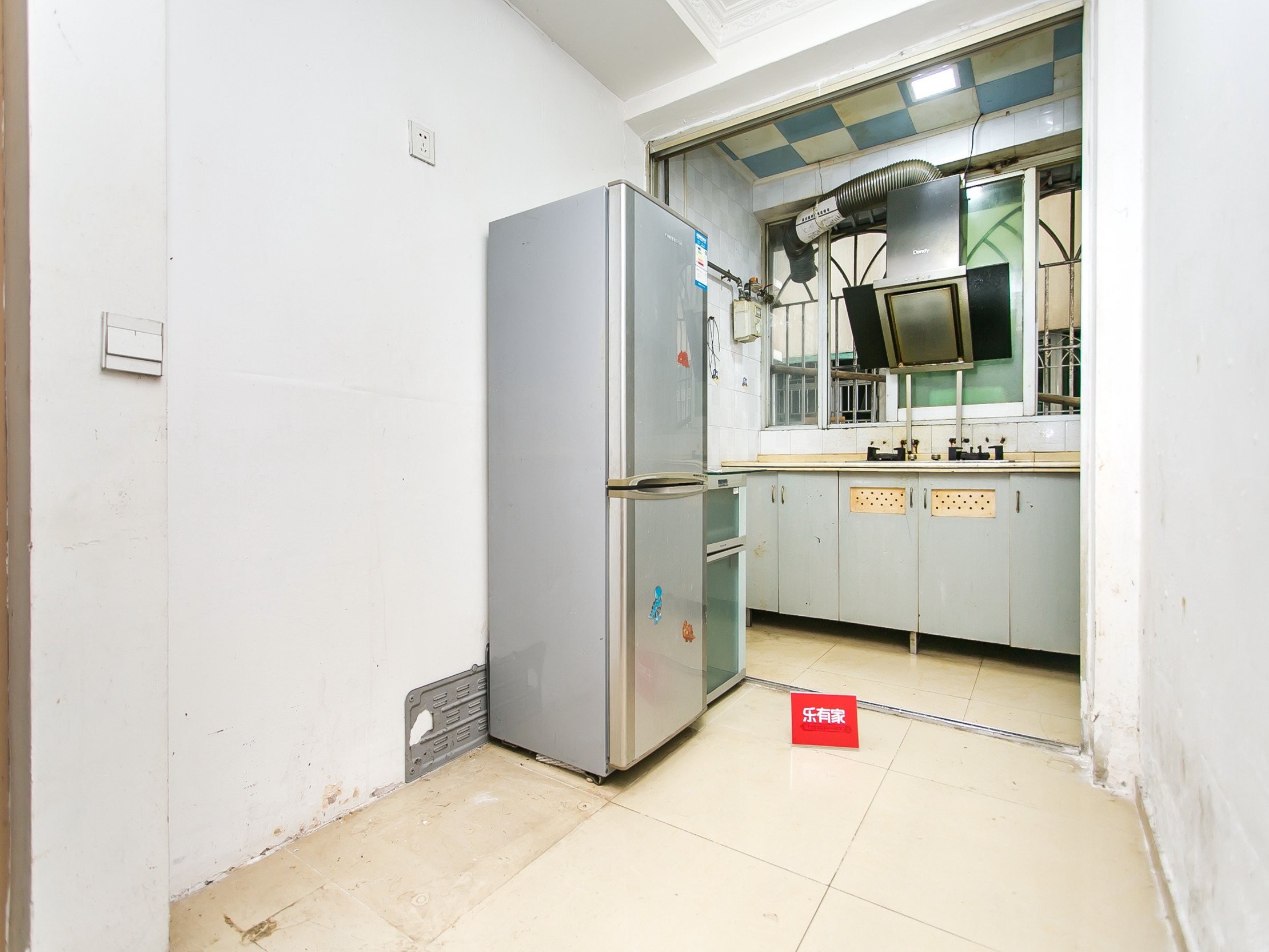 大世纪花园，方正户型，通风采光佳，带地面花园，人车分流，业主诚售，随时看房！