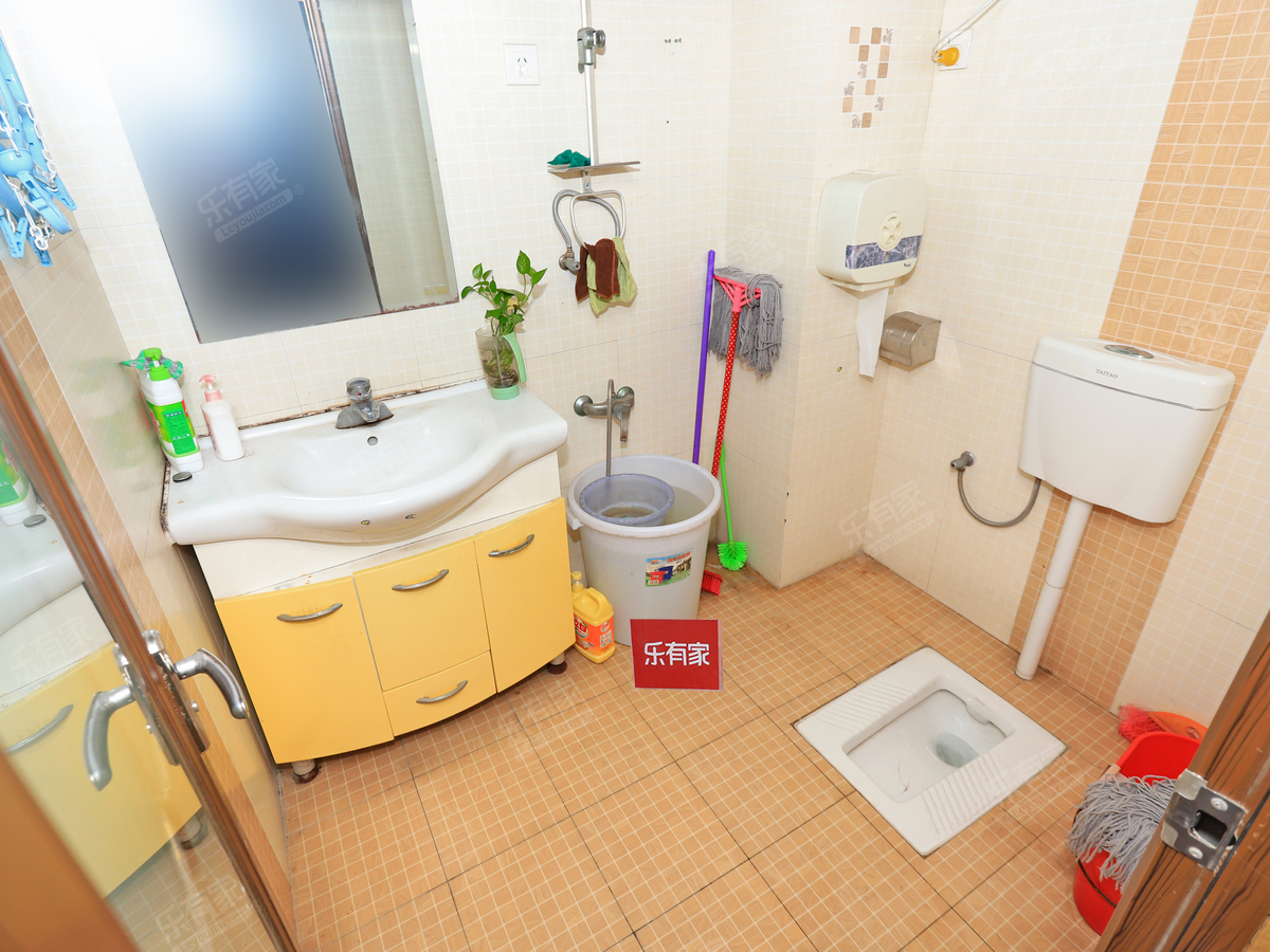 白玫瑰花园 3房2厅2卫 173.09㎡