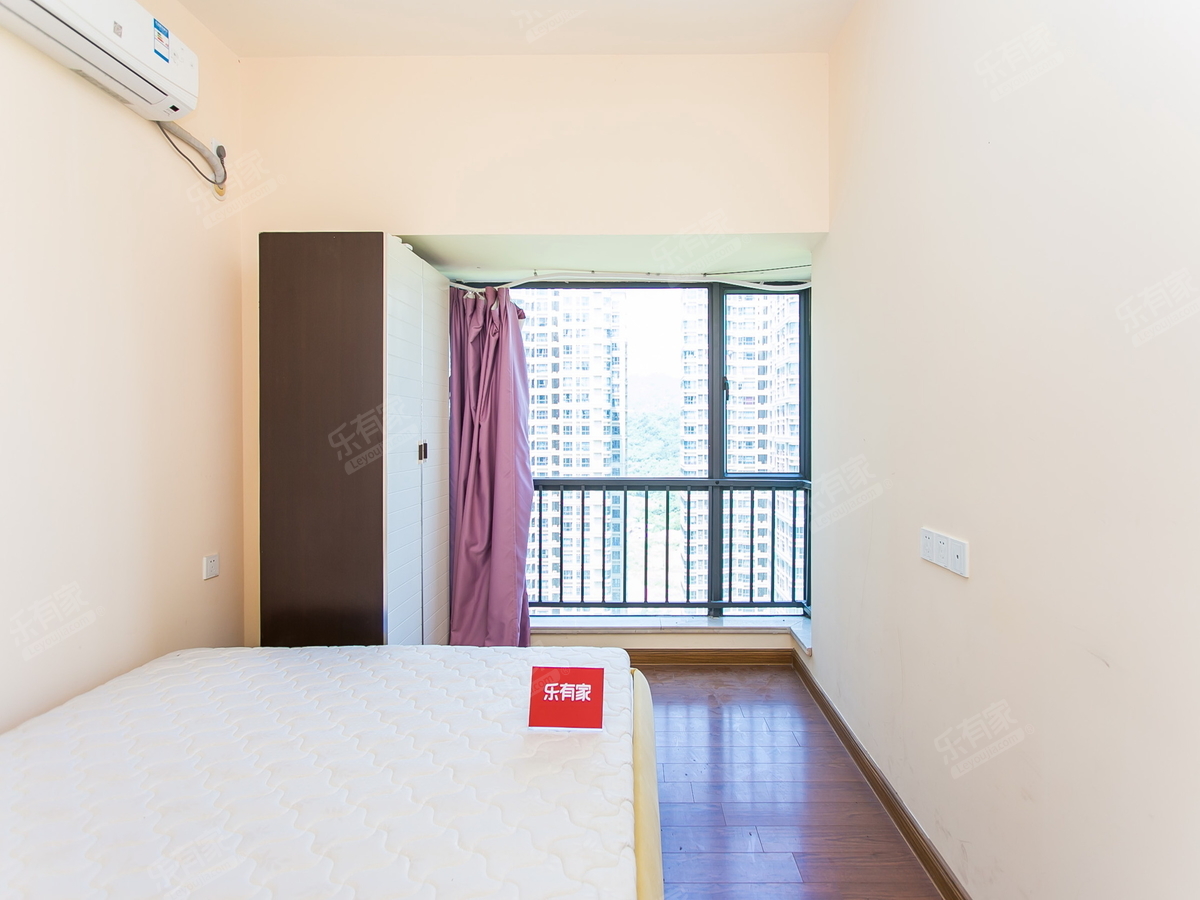 山林海两房,户型方正采光好,有家私拎包入住