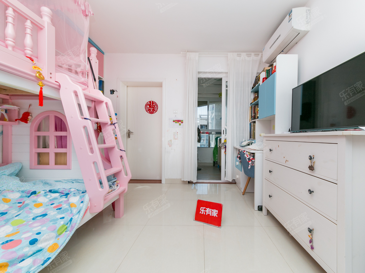 深业上城西精装5室2厅361.43m²