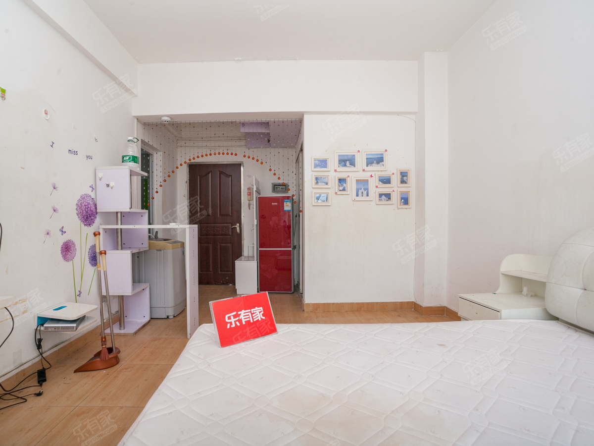 鹏盛村精装1室家私齐全，看房方便