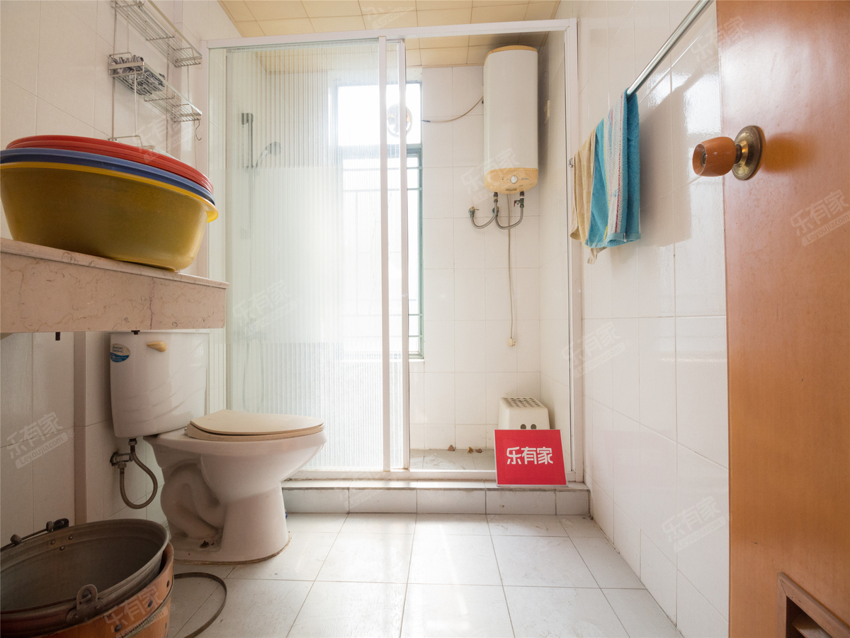 英豪花园舒适3房安静