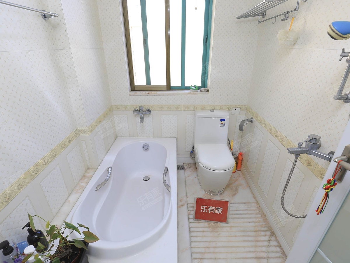 凤山水岸厕所-2