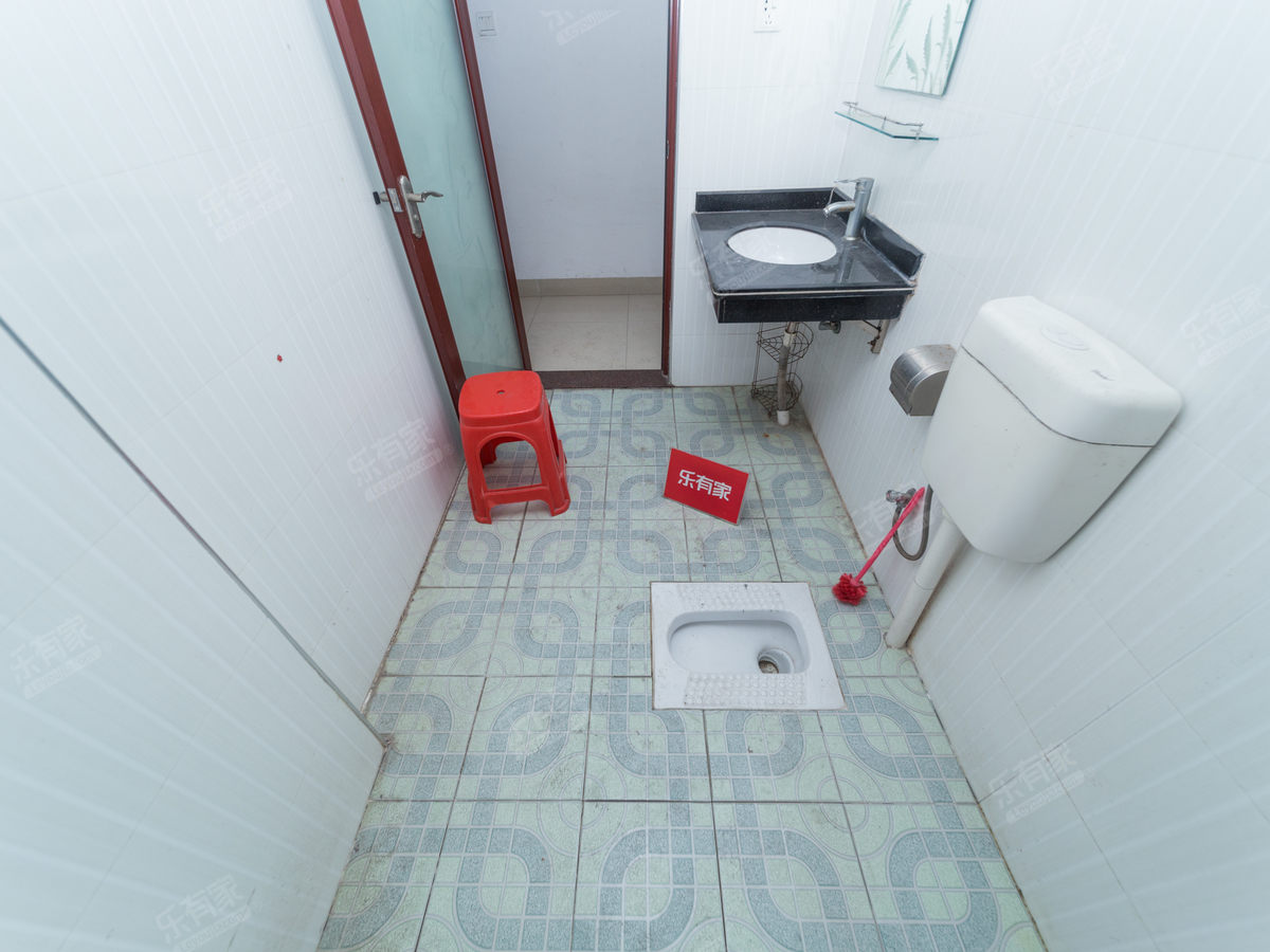 金辉新苑厕所-1