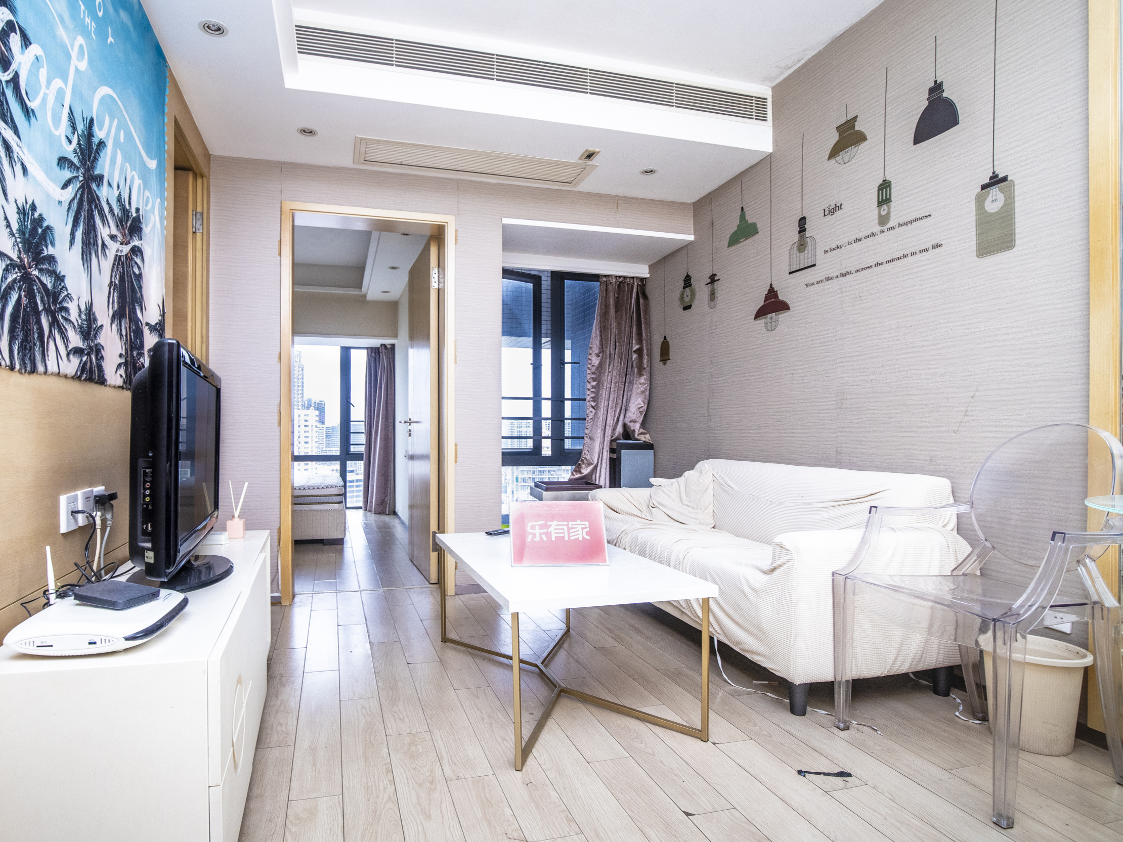 精致一室一厅，舒适空间，公园环绕，地铁便捷出行，理想生活选择。-佛山京基凤凰印象二手房