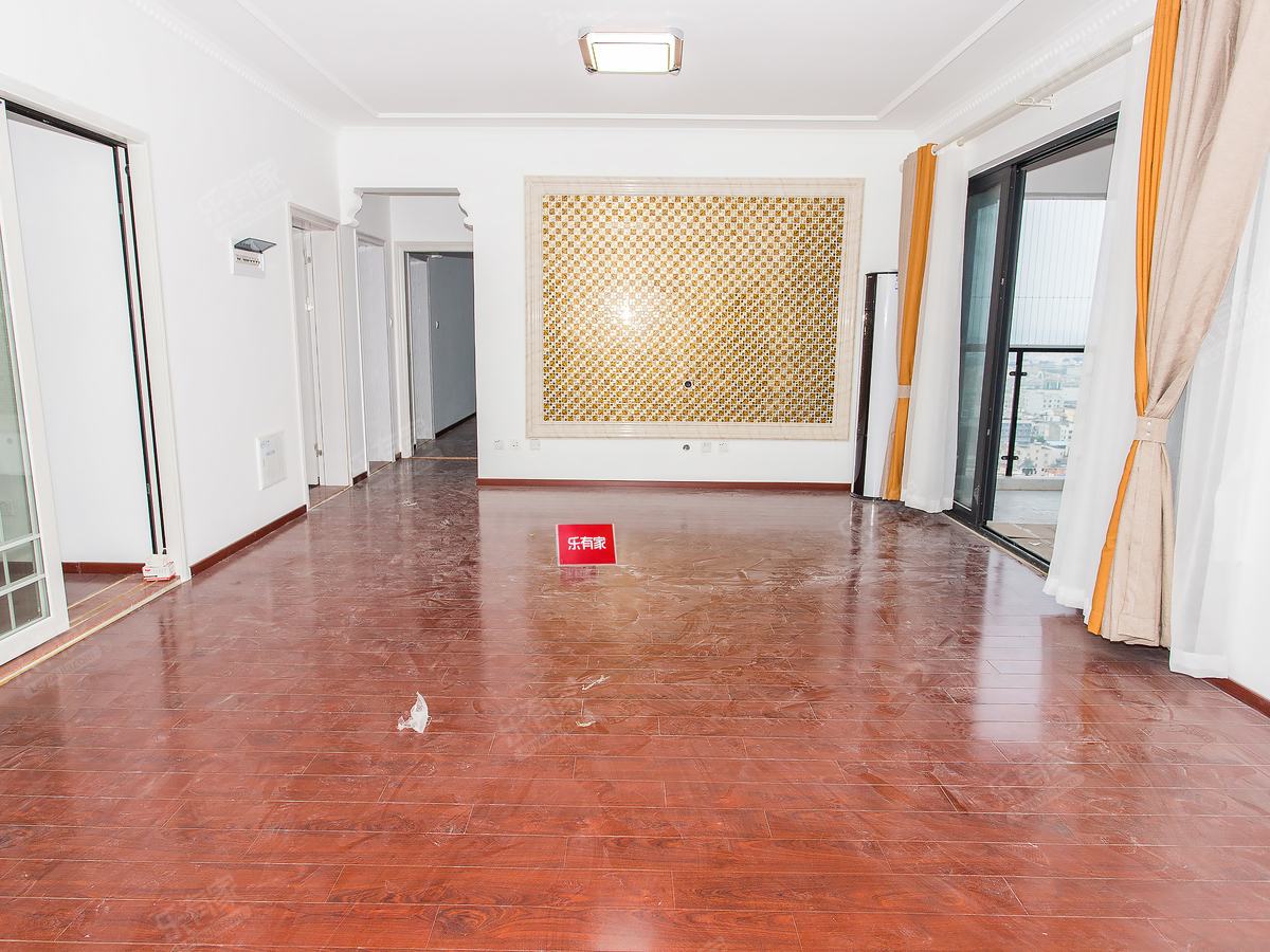 深房翠林苑 4房2厅2卫 124.12㎡