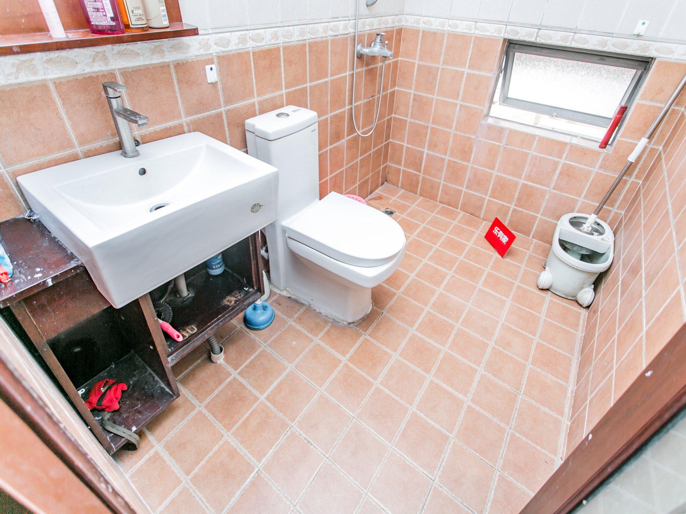 桂芳园八期 1房4厅3卫 95.23㎡