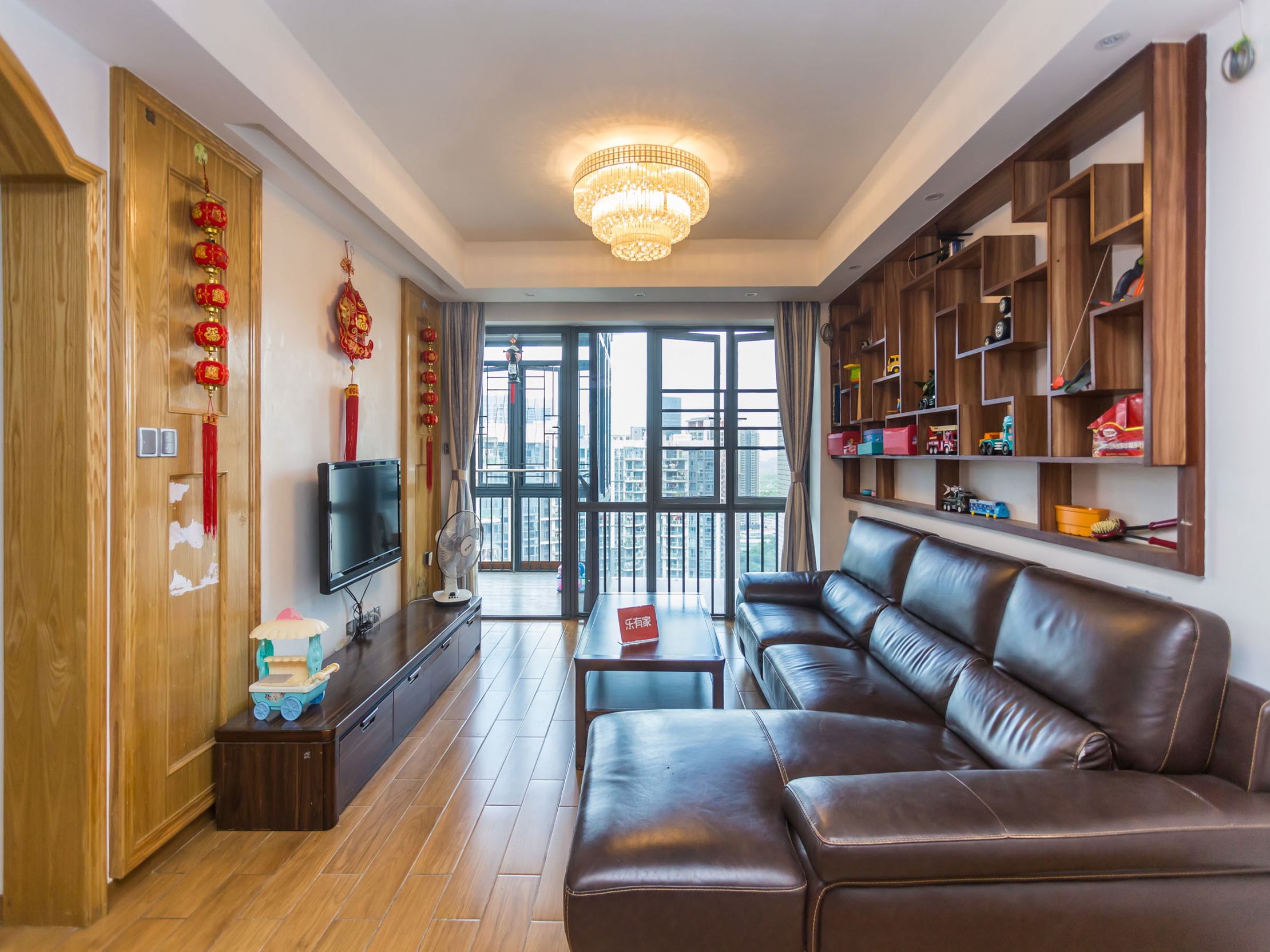 正规三房，居住舒适-深圳莱蒙水榭春天三期二手房