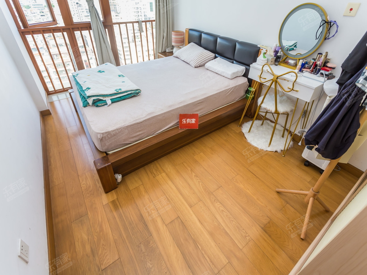 业主换房诚心出售