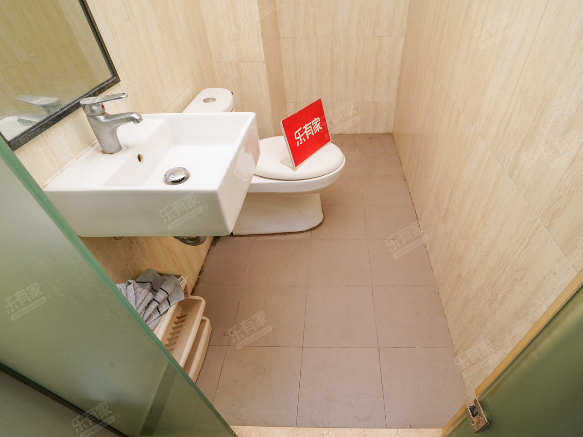 东尚新地厕所-1