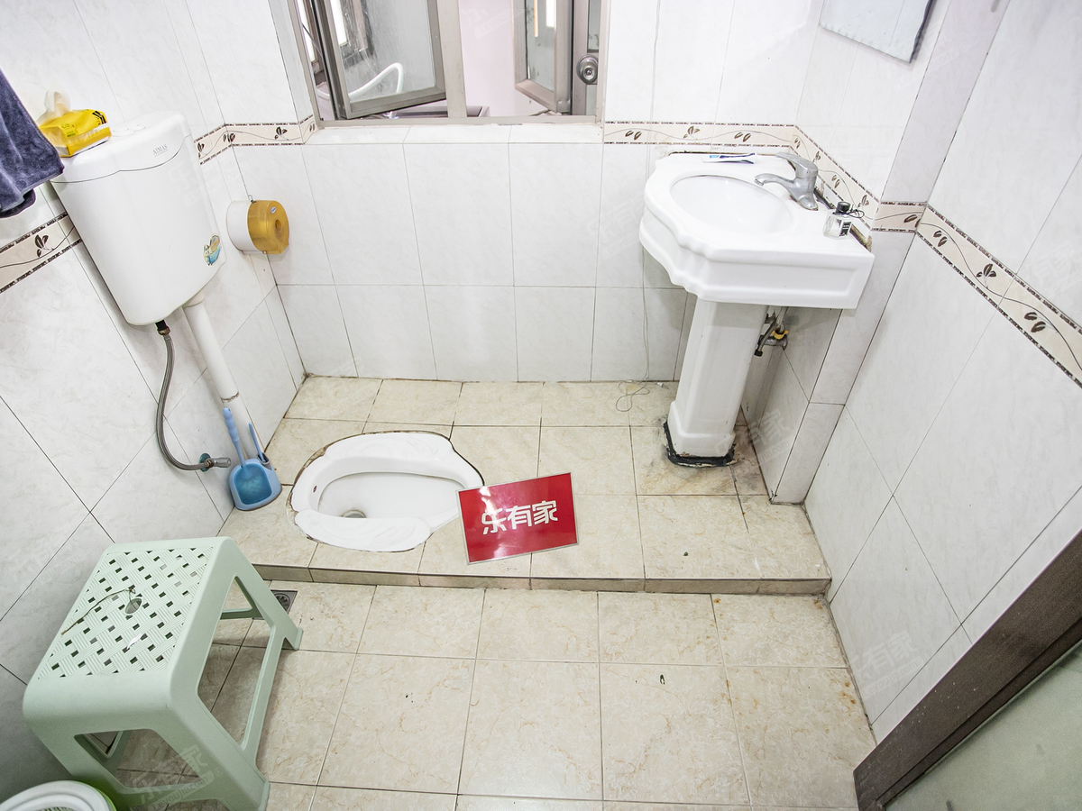 锦江国际厕所-1