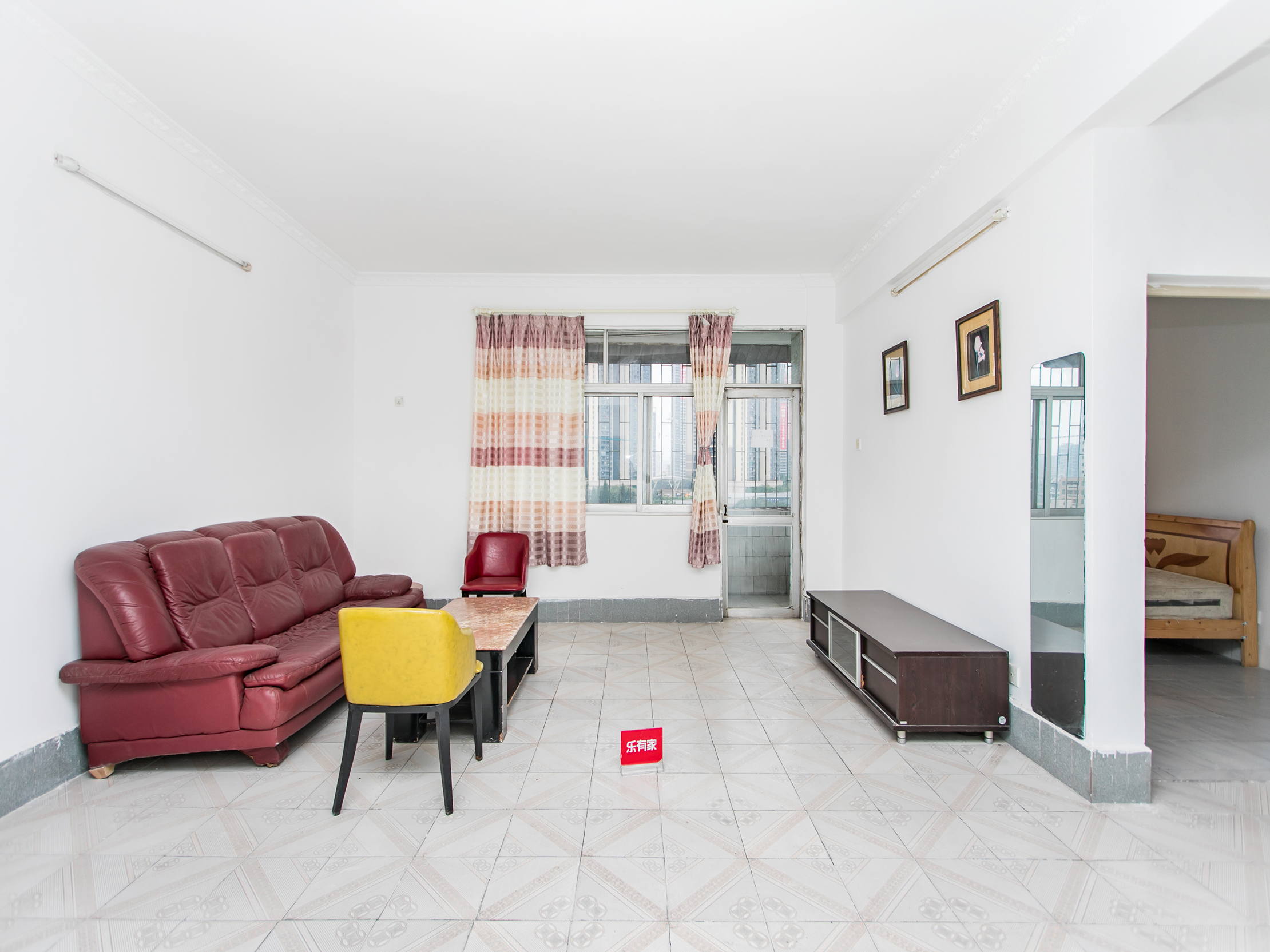 龙华地铁口大两房只要3000，价格还可谈-深圳锦绣花园（龙华）租房