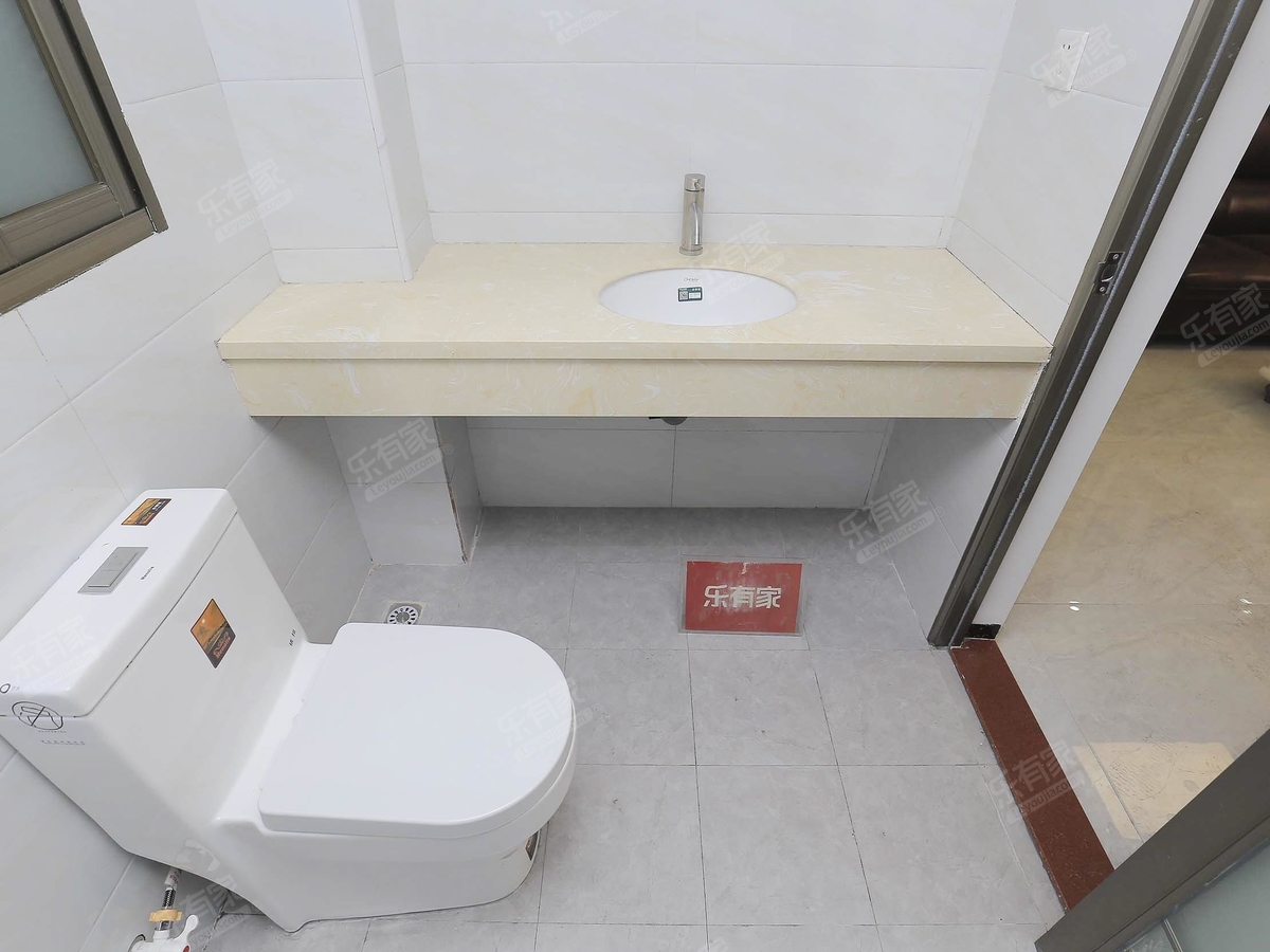 五邑城厕所-1