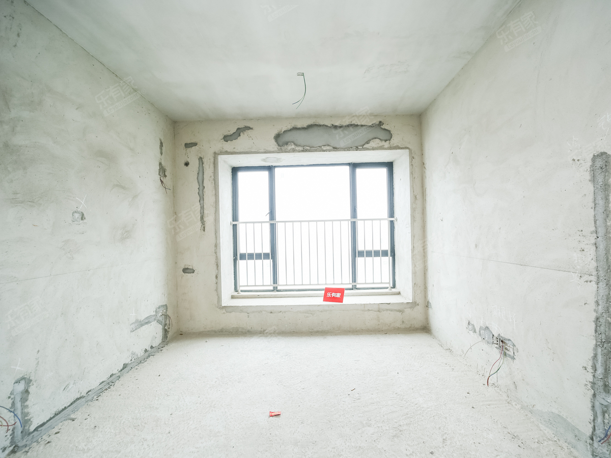 惠阳区政府旁，单间出售