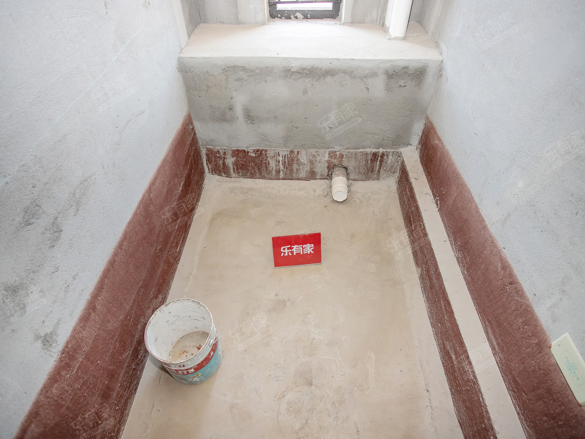 灿邦城市广场厕所-2