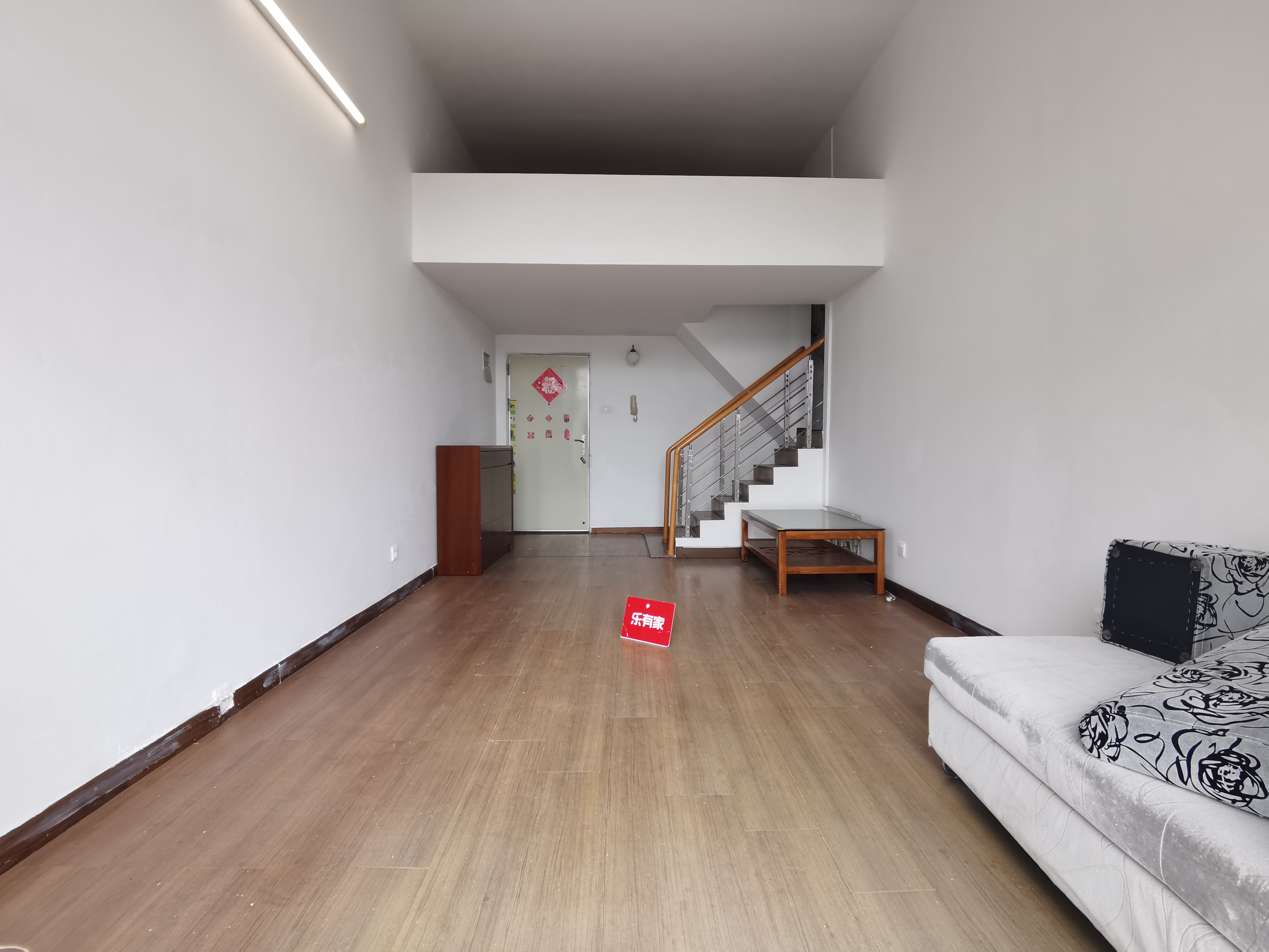 户型方正诚心出租-佛山今日家园租房