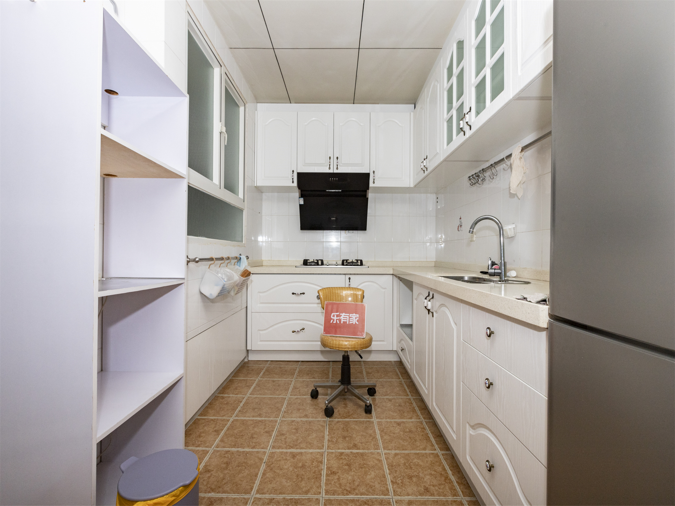 莲花山下，品质小区，欧式园林，舒适享受