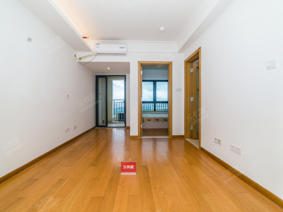 榭丽花园二期西北普装2室2厅69.21m²