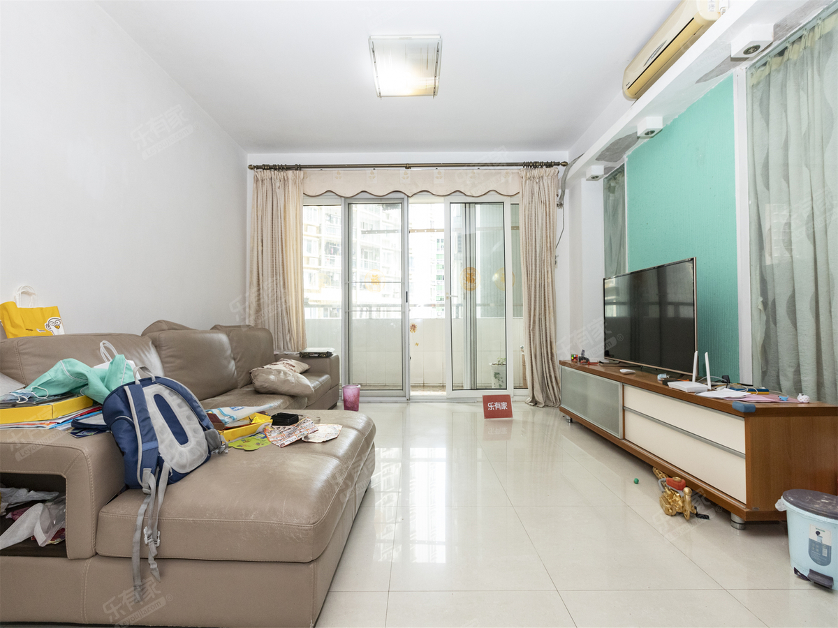 翡翠名园东精装8室3厅283.08m²，多一层露台！！