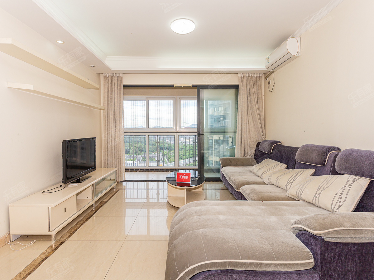 16号线地铁口，精装三房，南北通透，视野开阔，中海康城张成龙