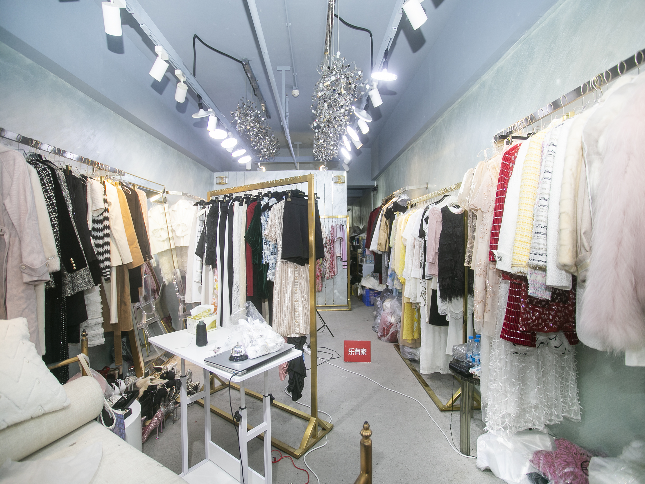 新保辉大厦 1房1厅0卫 56.84㎡-深圳新保辉大厦租房