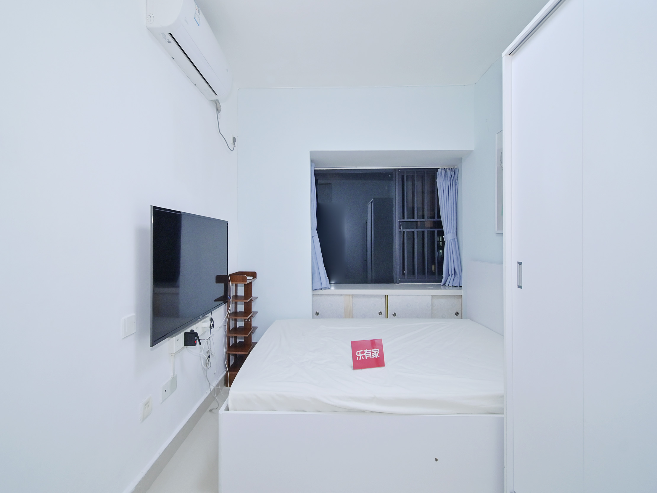 桐林城市广场诚心出售，低于均价，通风采光佳，户型实用，人车分流，物业品质优。机会难得！