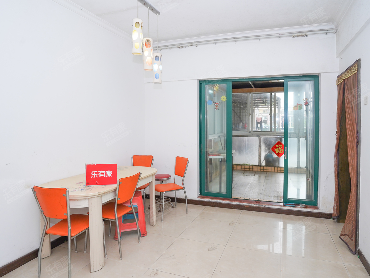 羊城花园 2房2厅1卫 82㎡