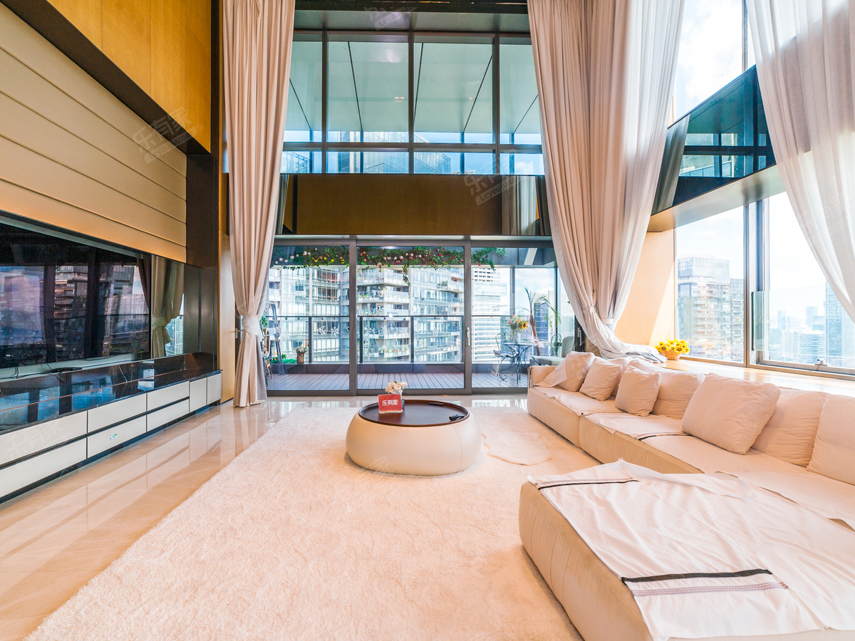 1.诚心出售！-深圳新天鹅堡二手房