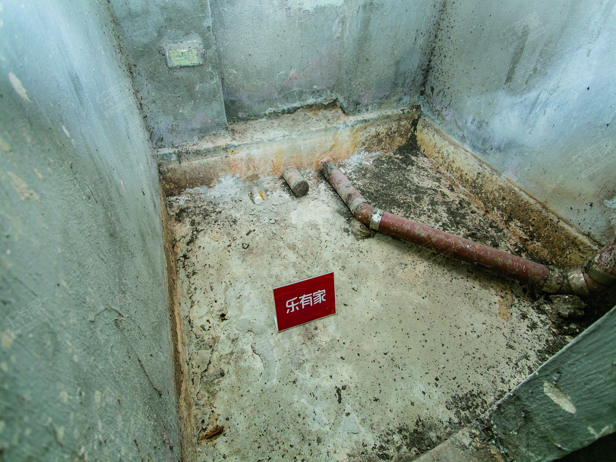 佳兆业城市广场三期厕所-3