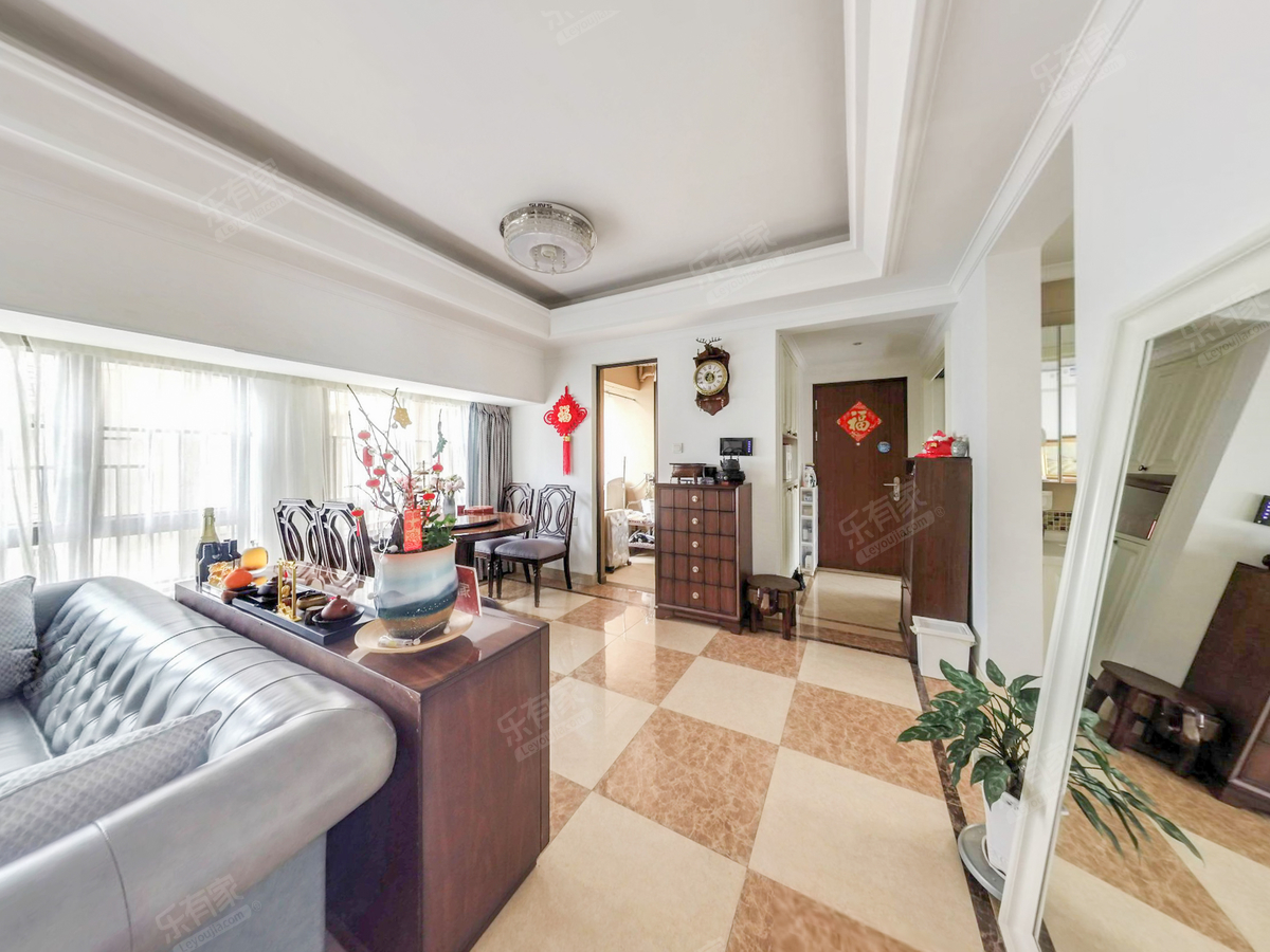 万科翡逸郡南精装3室.价格可议，业主诚意卖