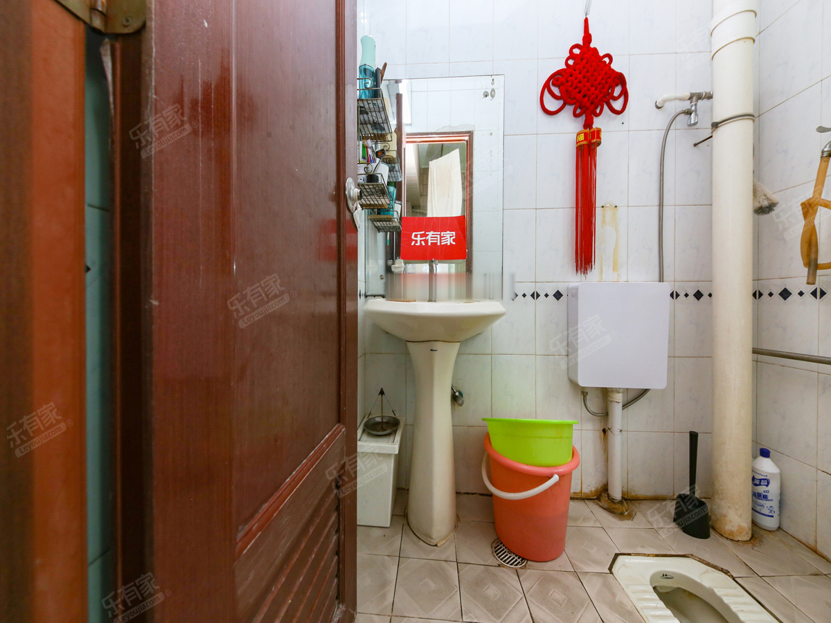 泰安轩厕所-1