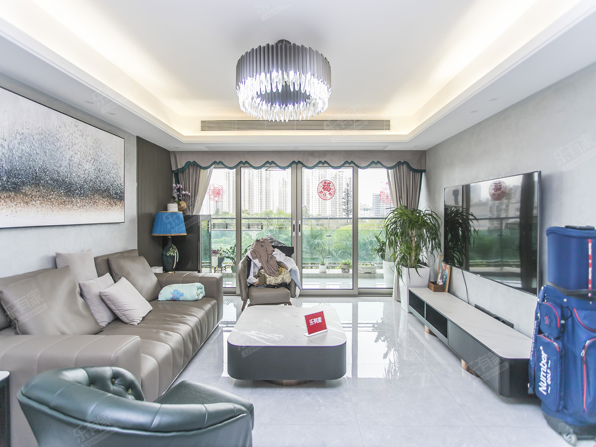 金地海景花园精装3房