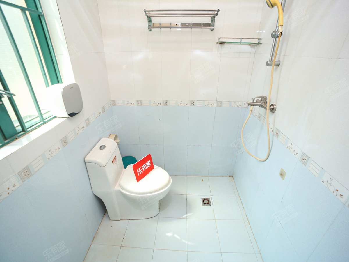 看房提前***，户型好