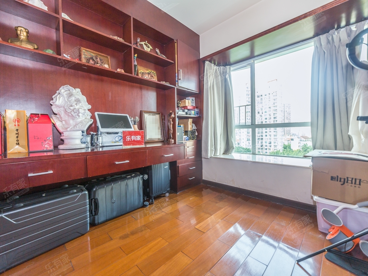 高层复式，超大使用率，看房方便