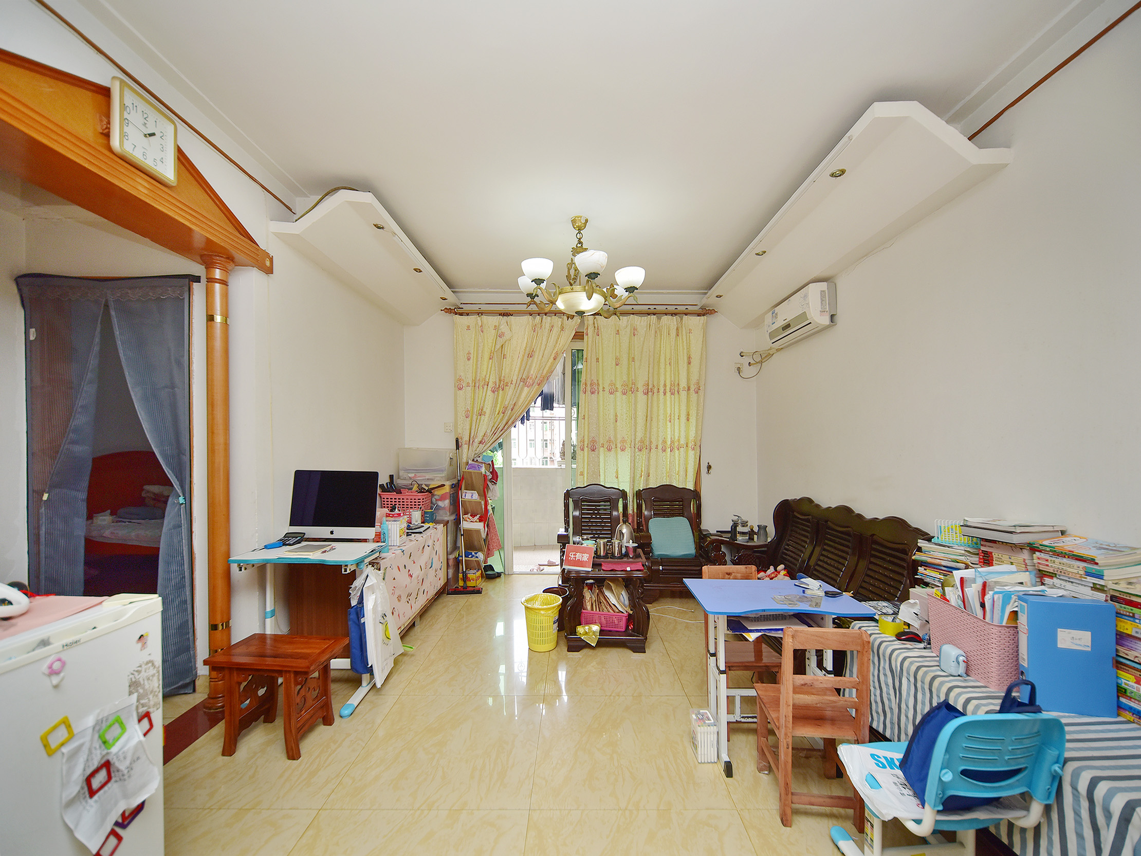 富通苑超值房源，方正户型，通风采光绝佳，带地面花园！业主诚心出售，随时看房，抢购热线！