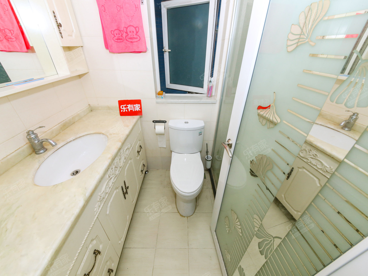中海深圳湾畔花园厕所-1