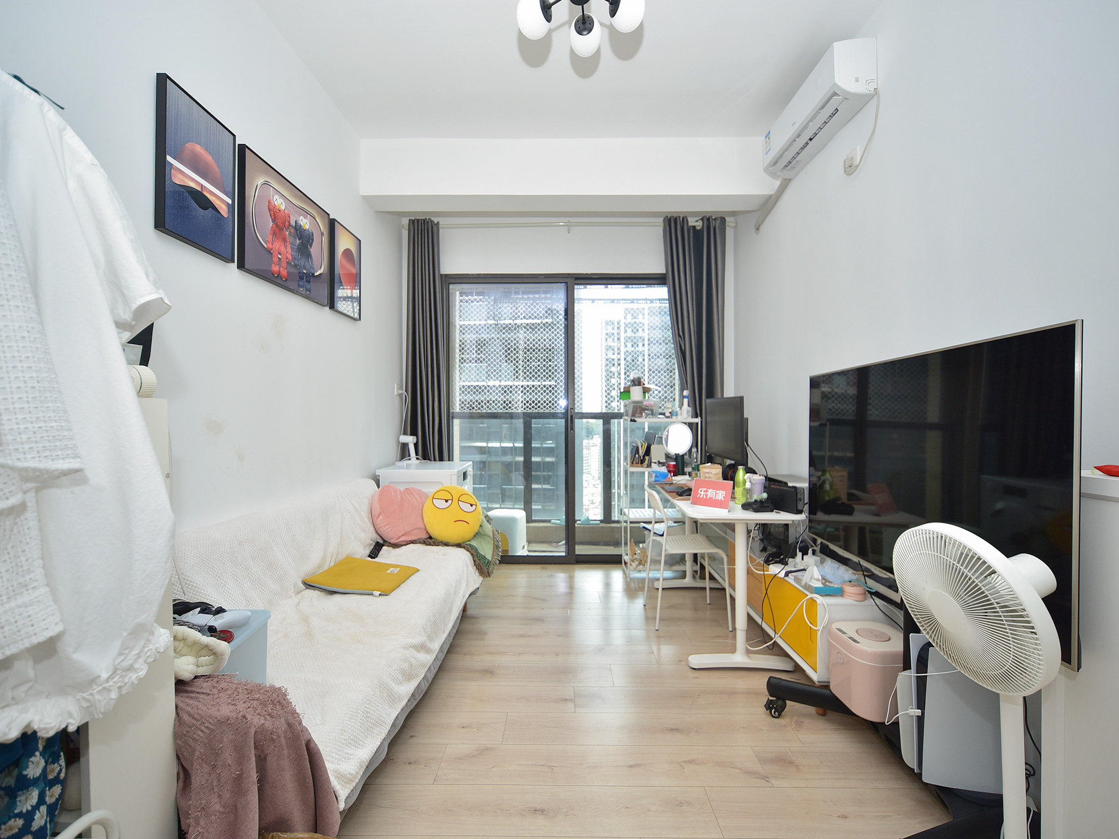 宝安12号地铁口次新小区2房出租-深圳凤凰天誉租房