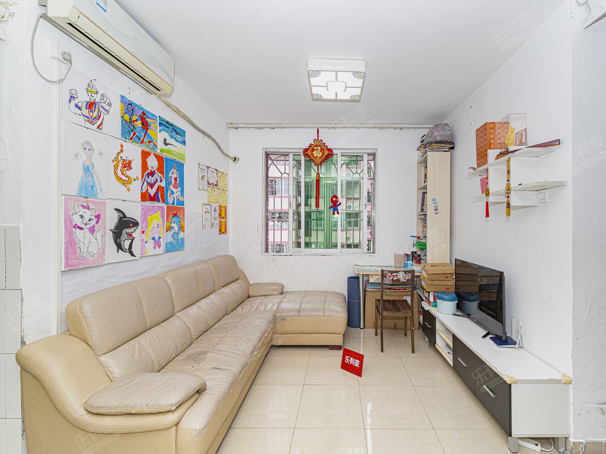 帝景峰 西南 精装 3室 2厅 72.56m²