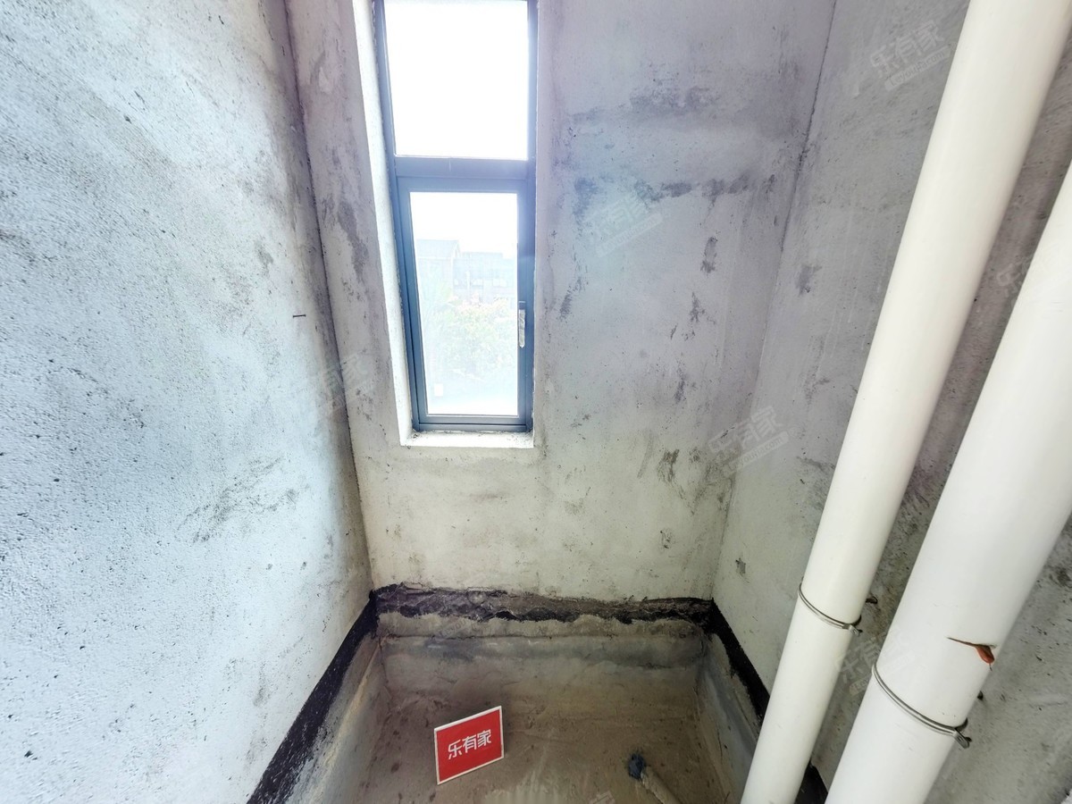 南区小别型墅约150万出手呢