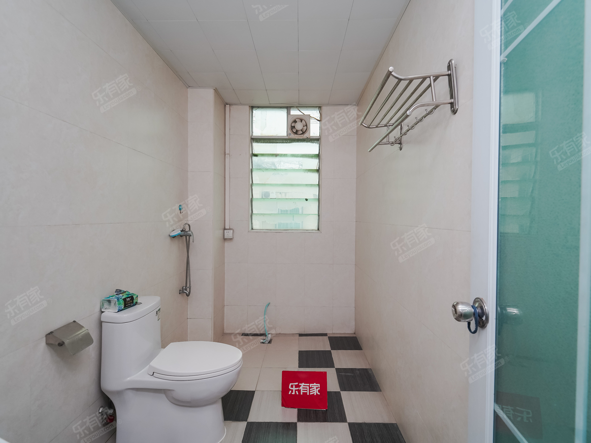 福星花园厕所-2