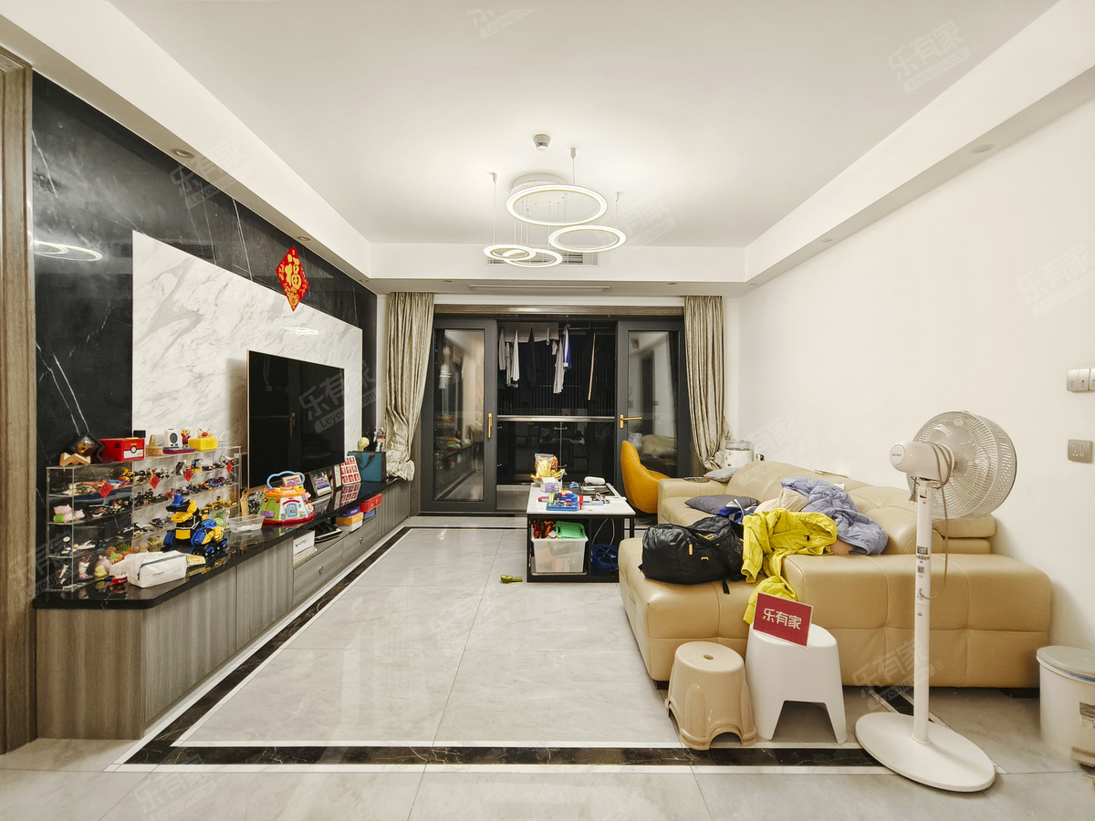 华联城市全景大4房出售-深圳华联城市全景花园二手房