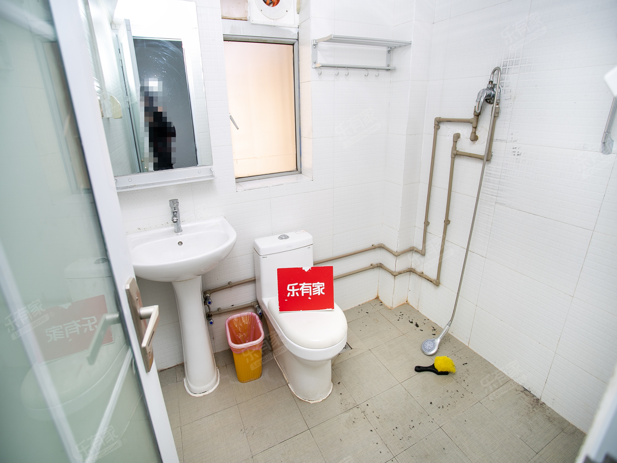 石云村厕所-1