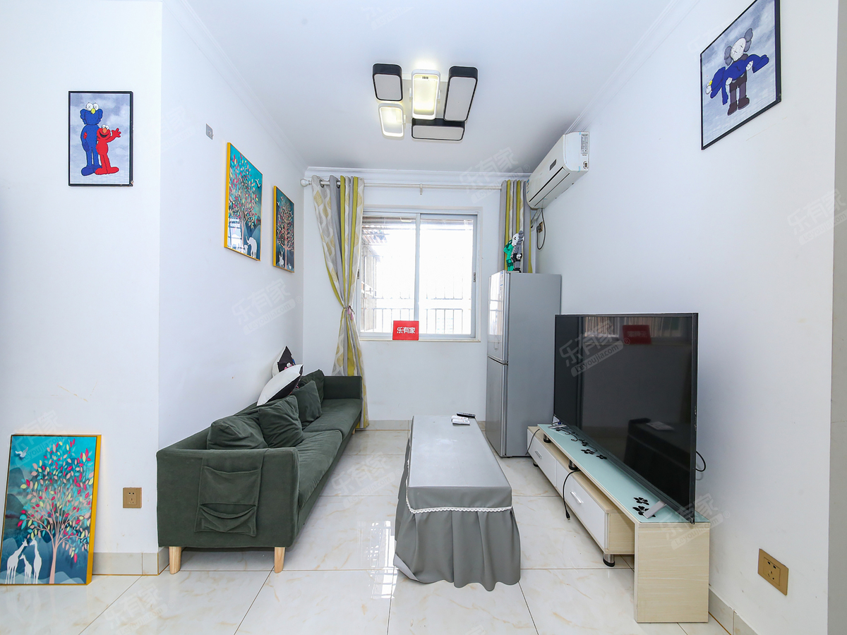 德兴大厦，精装两房，看房有钥匙