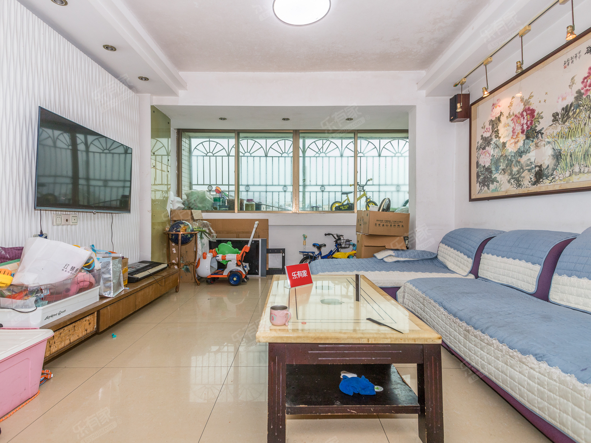 【龙岗中心城】新龙岗花园低价方正房，车位充足，商业综合体环绕。