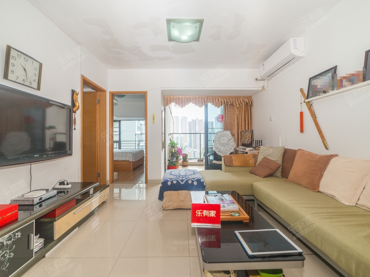 四海公寓精装一房，户型方正使用率高，适合居家