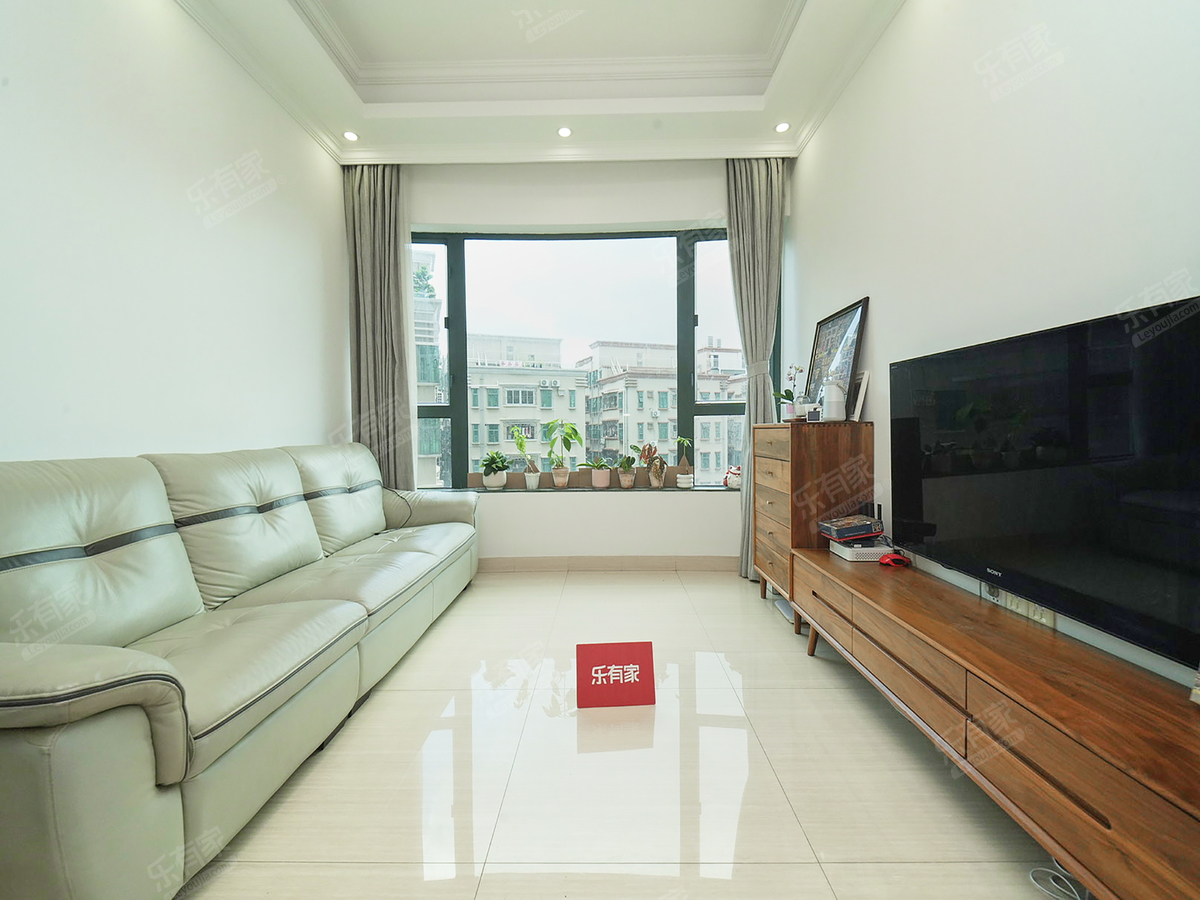 业主诚心出售、看房提前联系